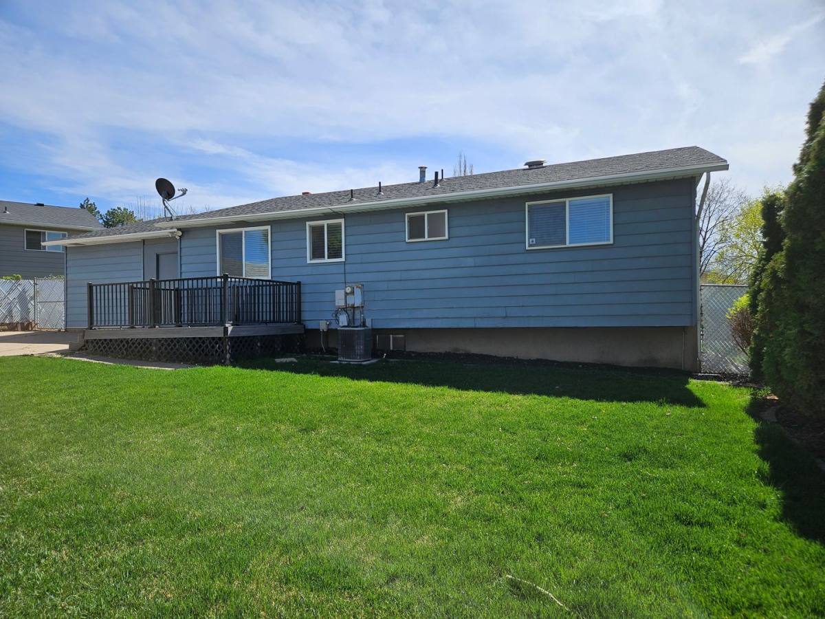 House for rent at 215 E Cobble Creek Rd, North Salt Lake, UT 84054