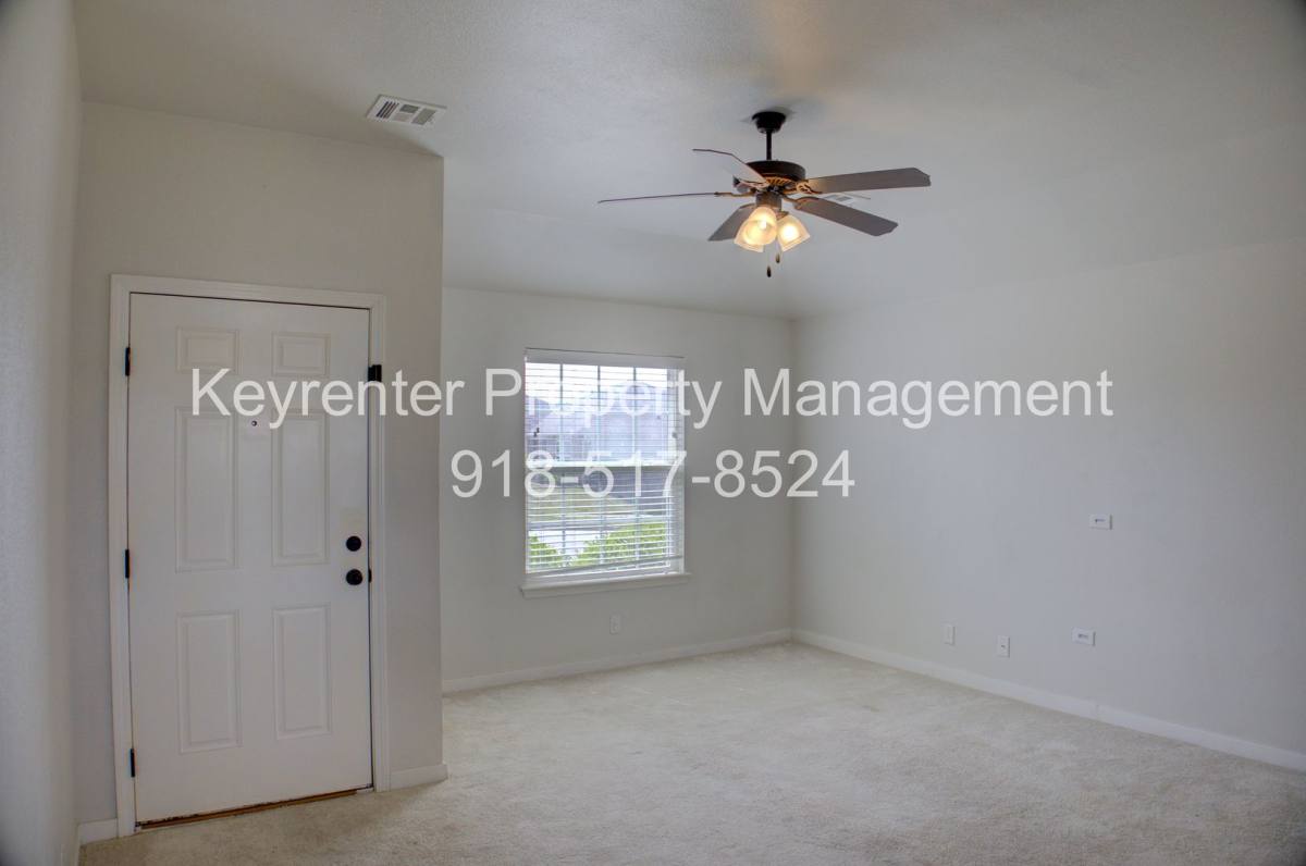 House for rent at 5839 E 148th Place S, Bixby, OK 74008