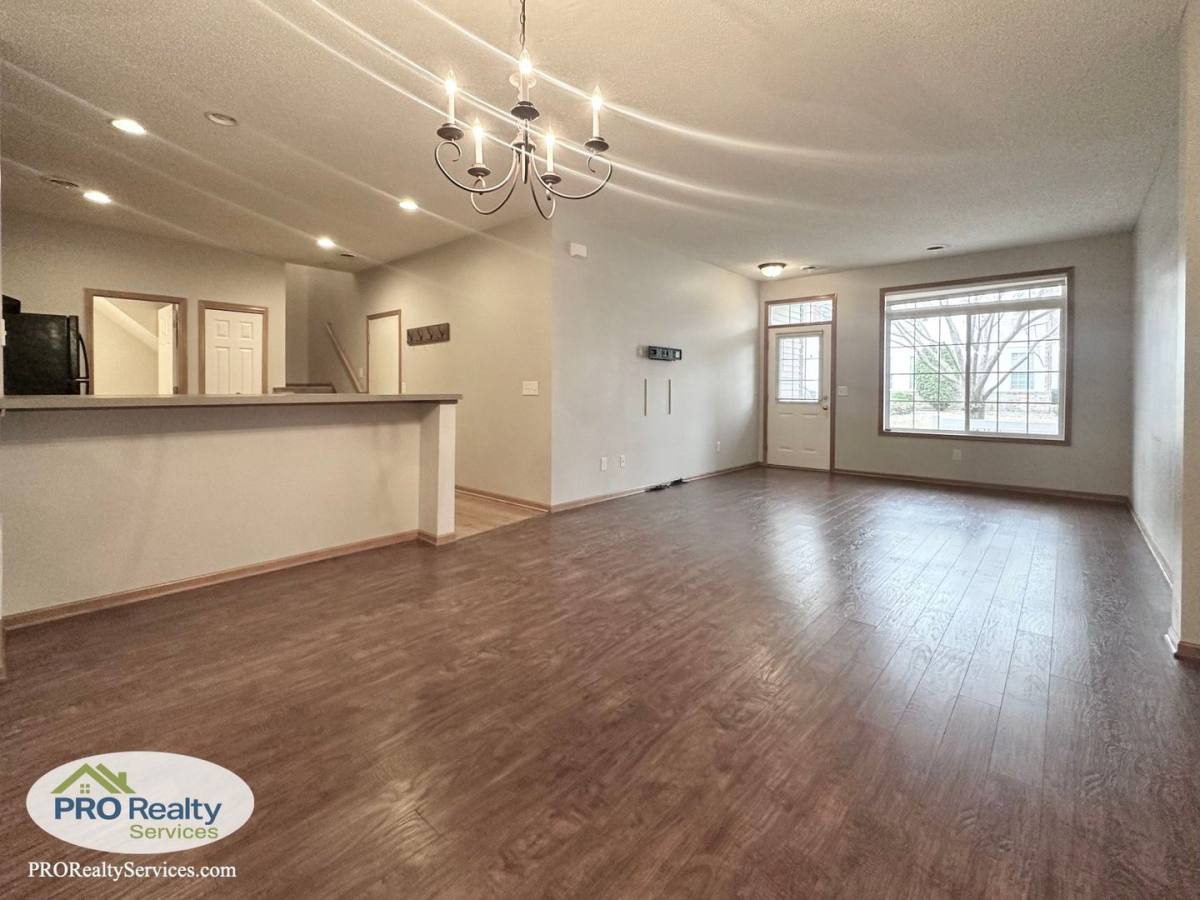 Townhouse for rent at 17127 Polk St NW, Elk River, MN 55330