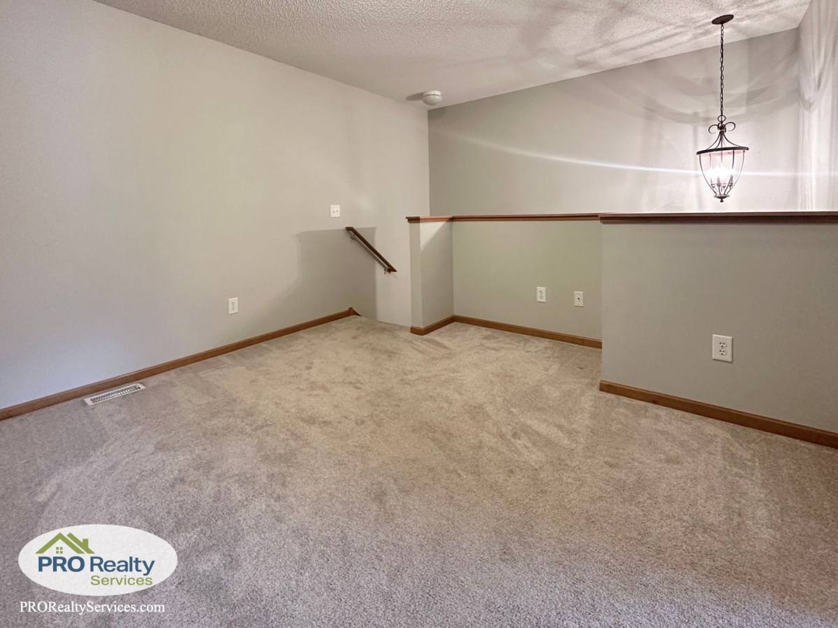 Townhouse for rent at 17127 Polk St NW, Elk River, MN 55330