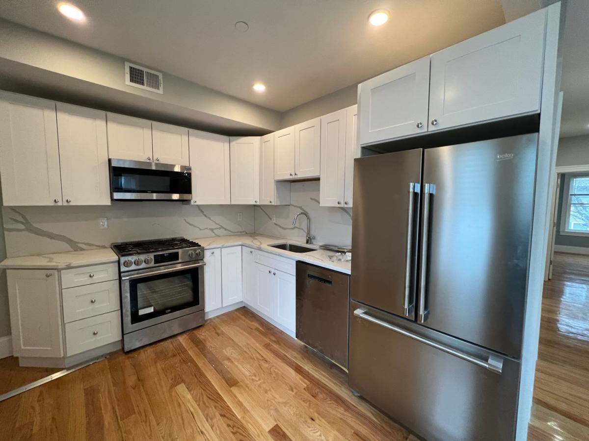 Apartment for rent at 71-73 Pearl St, Somerville, MA 02145