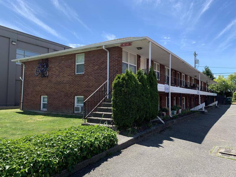 Apartment for rent at 4717 44th Ave SW #8, Seattle, WA 98116