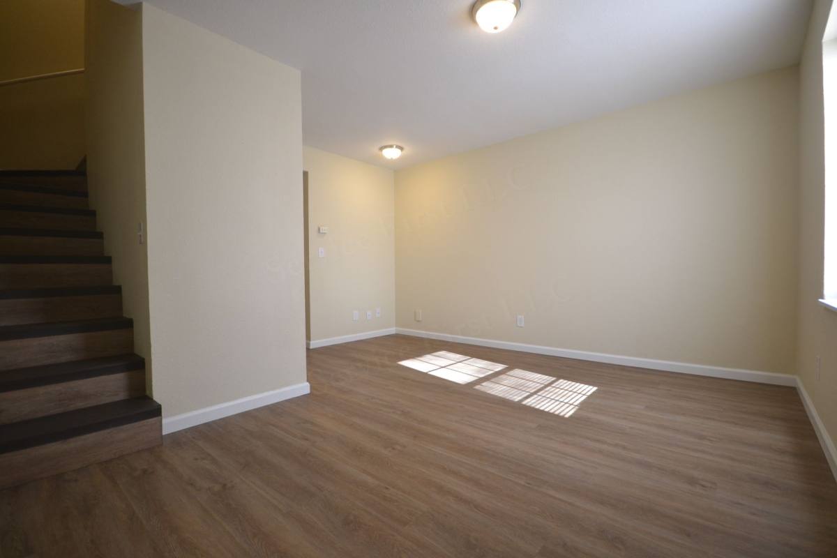 Apartment for rent at 1909 Westmoor Dr, Poplar Bluff, MO 63901