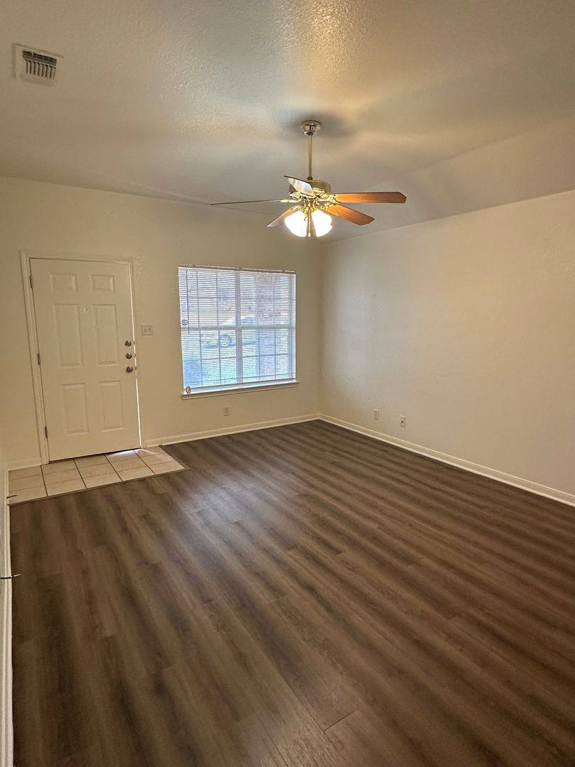 Apartment for rent at 1402 Cinch, Killeen, TX 76549