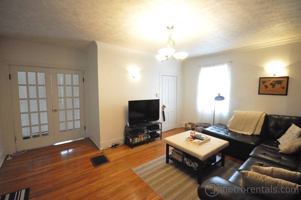 Apartment for rent at 514 S Third, Columbus, OH 43206