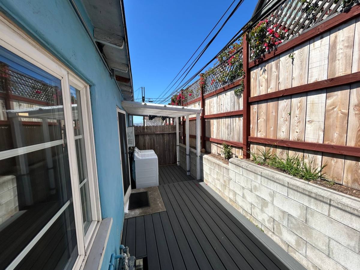 Apartment for rent at 2151 Brant St, San Diego, CA 92101