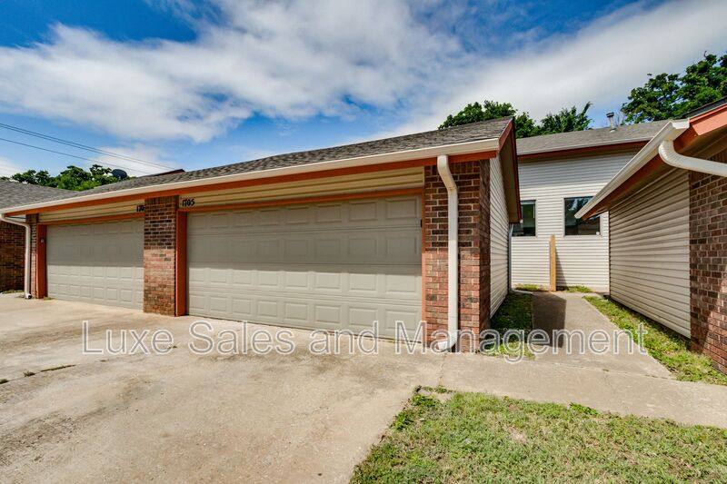 House for rent at 1705 N Gleason Ave, Bethany, OK 73008