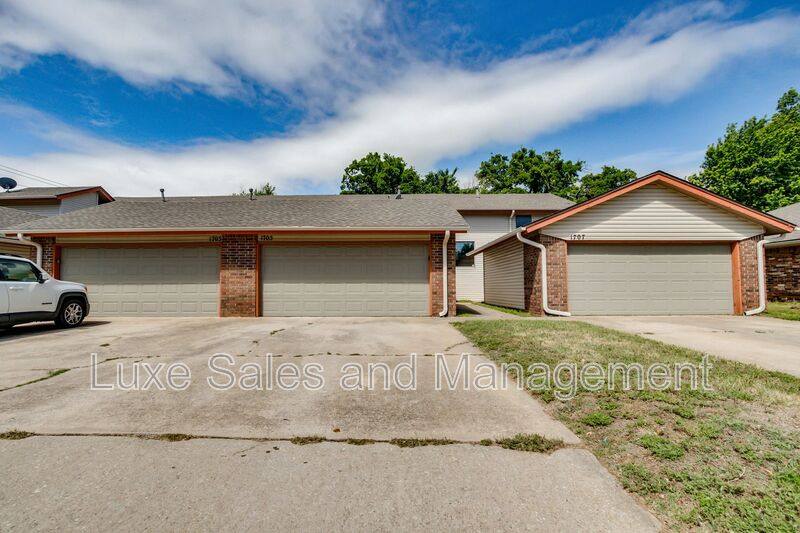 House for rent at 1705 N Gleason Ave, Bethany, OK 73008