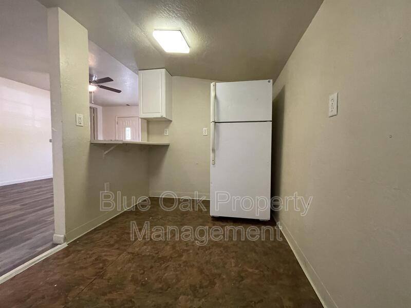 House for rent at 524 W 1st Ave #A, Chico, CA 95926