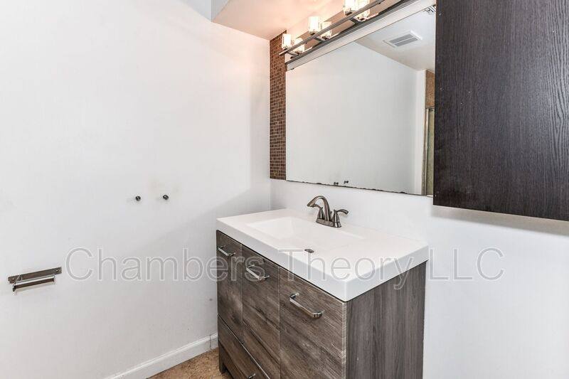 Apartment for rent at 1750 T St NW #A, Washington, DC 20009