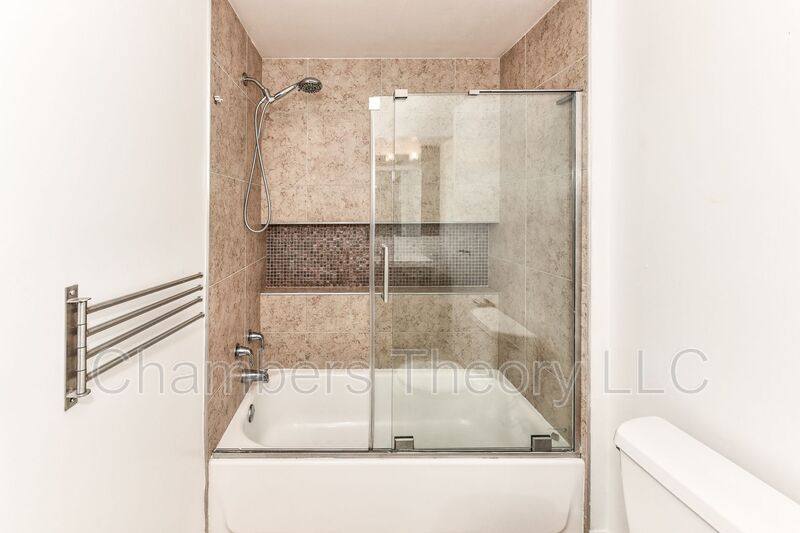 Apartment for rent at 1750 T St NW #A, Washington, DC 20009