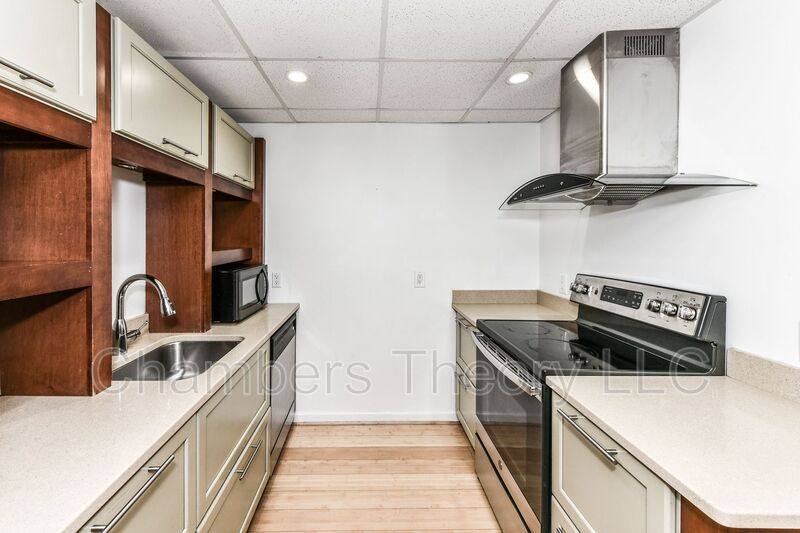 Apartment for rent at 1750 T St NW #A, Washington, DC 20009