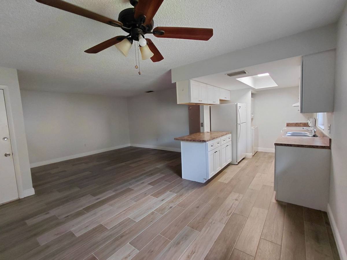 Apartment for rent at 5004 Chiquita Blvd S, Cape Coral, FL 33914