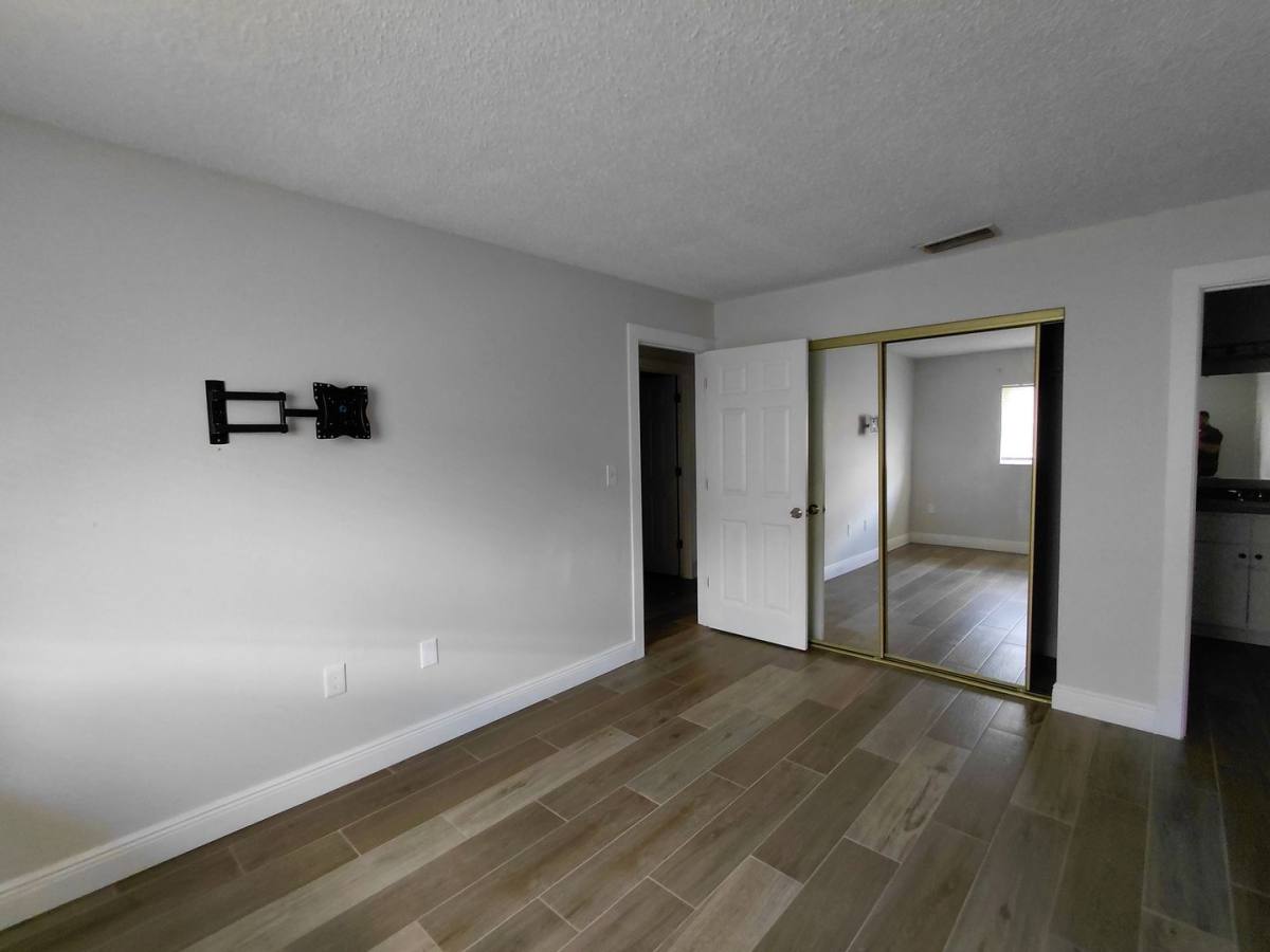 Apartment for rent at 5004 Chiquita Blvd S, Cape Coral, FL 33914