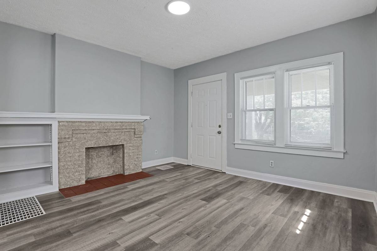 Apartment for rent at 41-43 N Huron Ave, Columbus, OH 43204