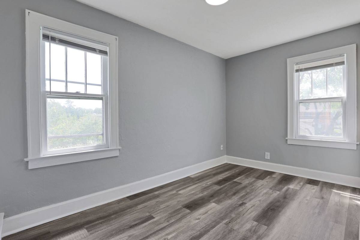Apartment for rent at 41-43 N Huron Ave, Columbus, OH 43204