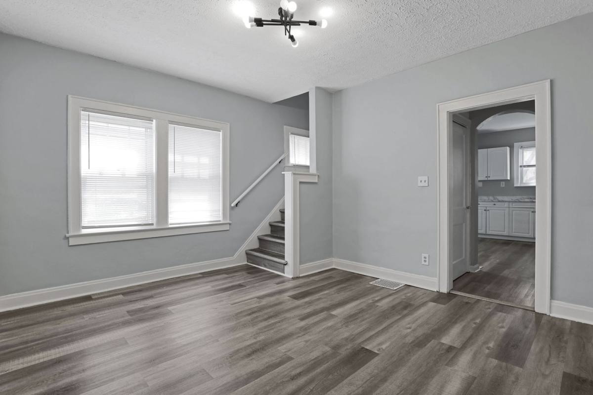 Apartment for rent at 41-43 N Huron Ave, Columbus, OH 43204