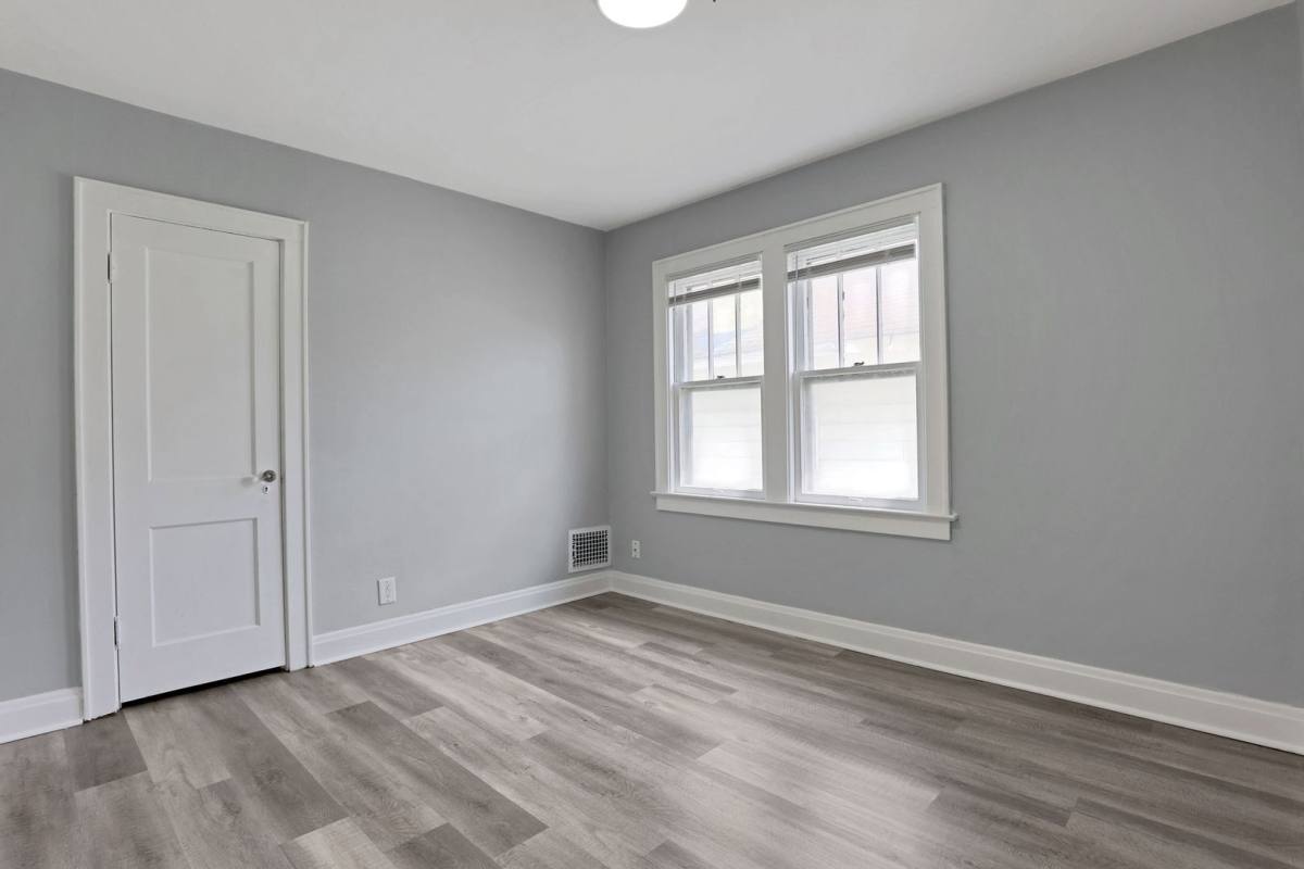Apartment for rent at 41-43 N Huron Ave, Columbus, OH 43204