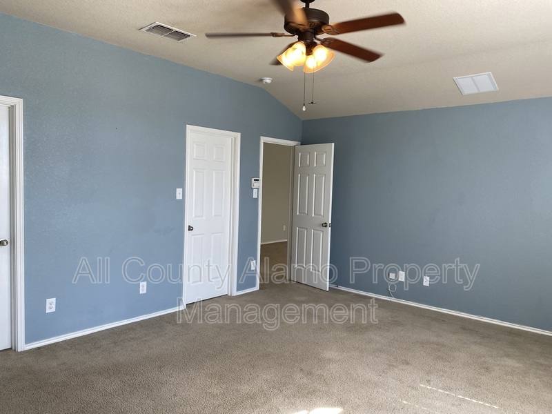 House for rent at 156 Katherine Way, San Antonio, TX 78253