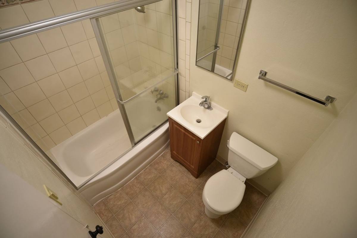 Apartment for rent at 2525 Stuart St, Berkeley, CA 94705