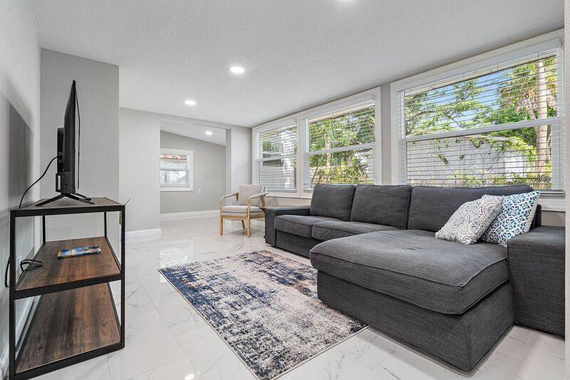 House for rent at 10511 53rd Ave N, Saint Petersburg, FL 33708