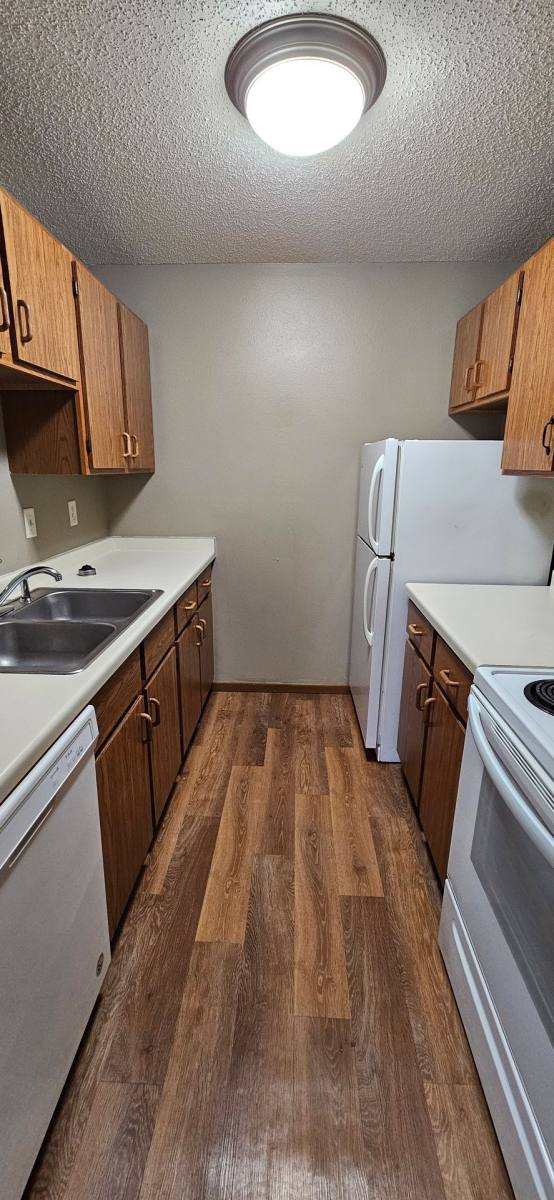 Apartment for rent at 2250 N Cedar Ave, Owatonna, MN 55060