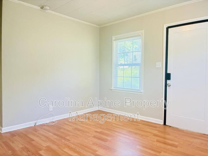 House for rent at 313 E Gibbs St, Dallas, NC 28034
