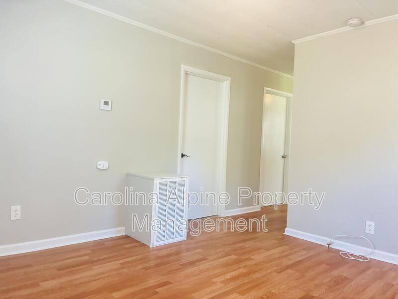 House for rent at 313 E Gibbs St, Dallas, NC 28034