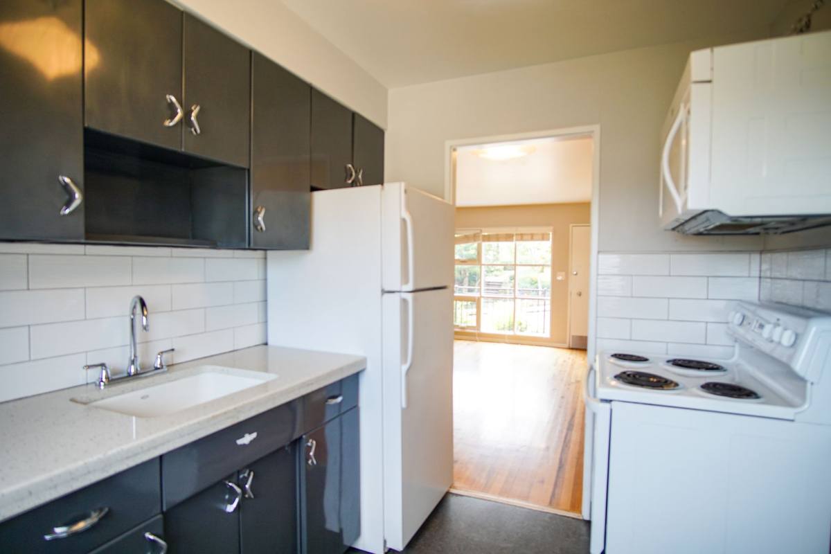 Apartment for rent at 3717 S Corbett Ave, Portland, OR 97239