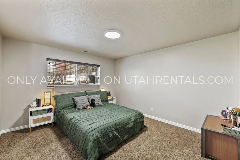 Condo for rent at 1660 Willowbrook Dr, Provo, UT 84604