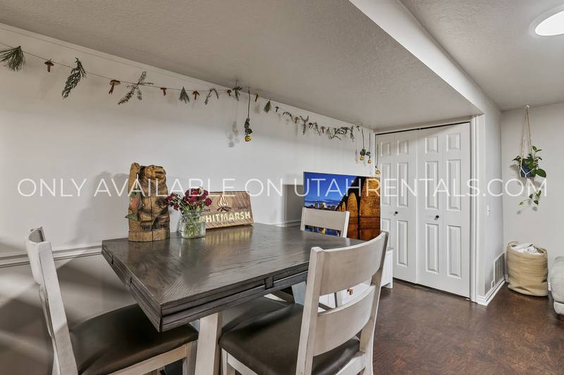 Condo for rent at 1660 Willowbrook Dr, Provo, UT 84604