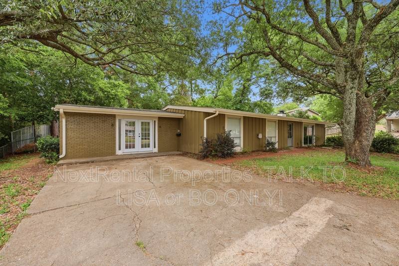 House for rent at 4750 Old Canton Rd, Jackson, MS 39211