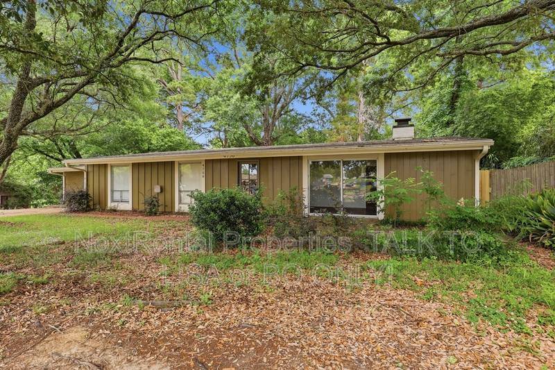 House for rent at 4750 Old Canton Rd, Jackson, MS 39211
