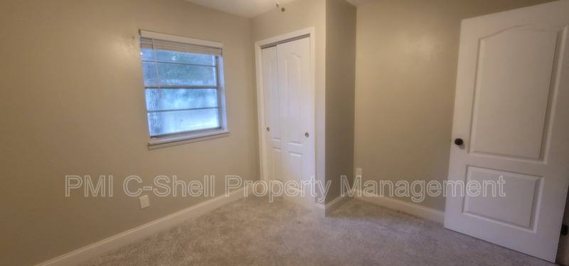 Condo for rent at 3405 W Yonge St, Pensacola, FL 32505
