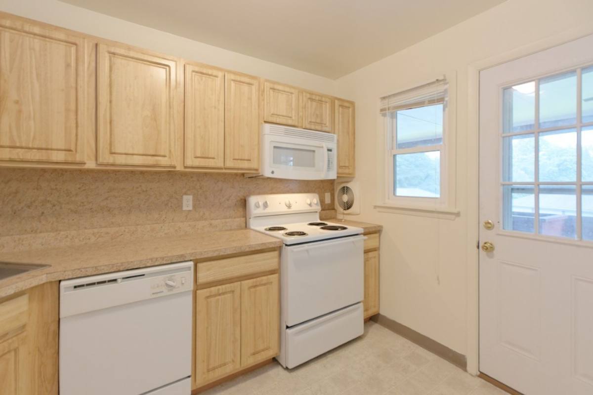 Apartment for rent at 50-54 Orchard St, Delmar, NY 12054