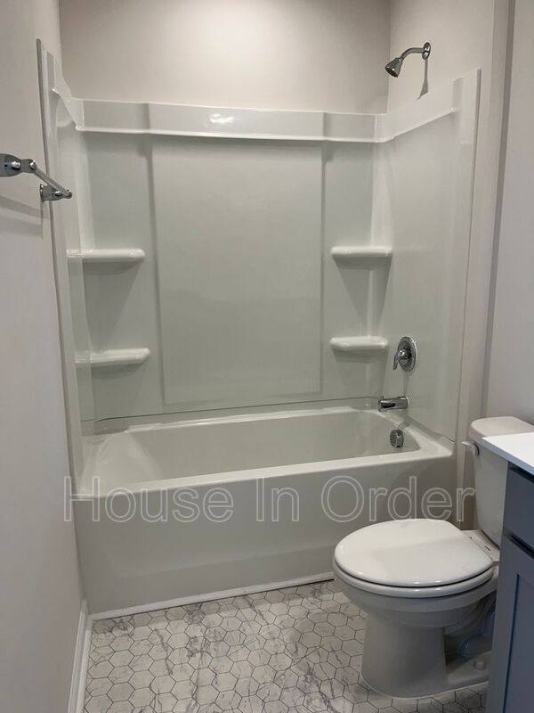 Townhouse for rent at 34 Malcolm Court, Candler, NC 28715
