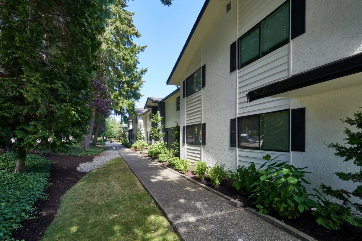 Apartment for rent at 12828 Y, Renton, WA 98056