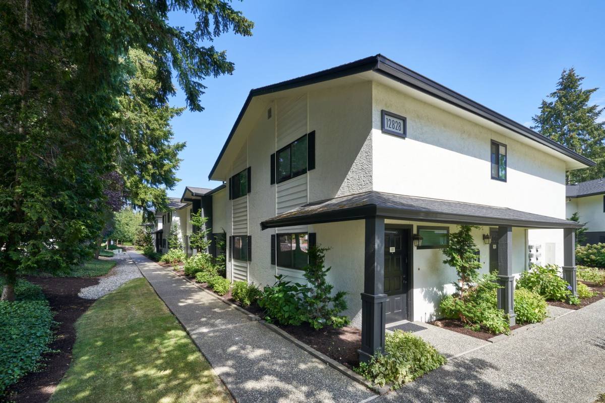 Apartment for rent at 12828 Y, Renton, WA 98056