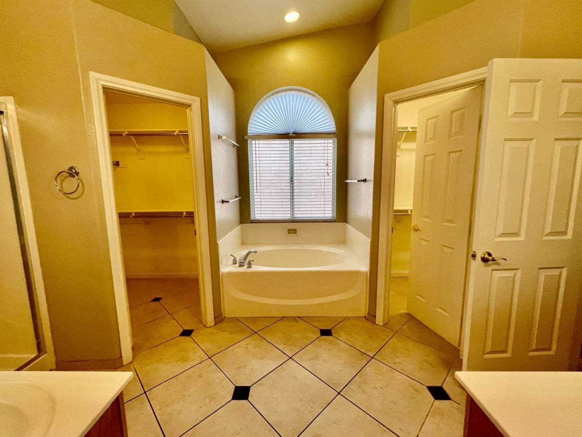 House for rent at 1158 Mirage Lake, Henderson, NV 89052