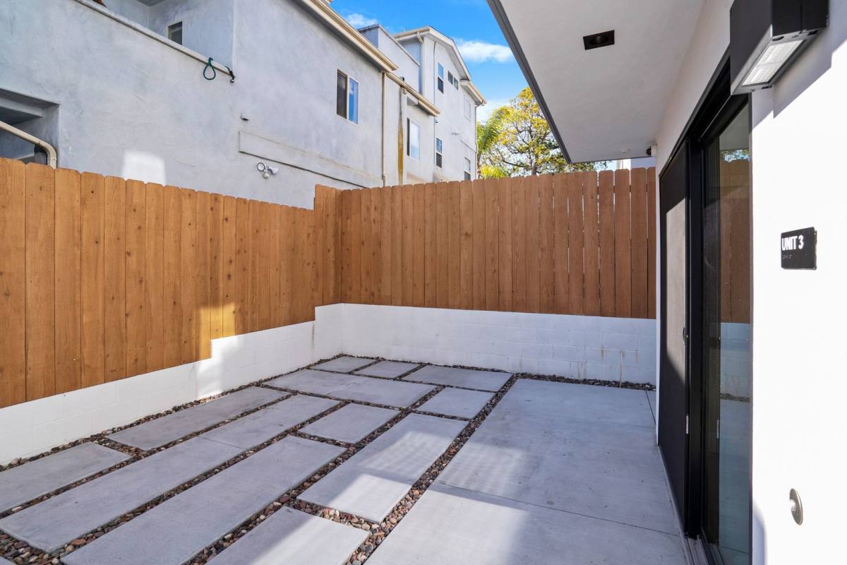 Apartment for rent at 4530 Ingraham St, San Diego, CA 92109