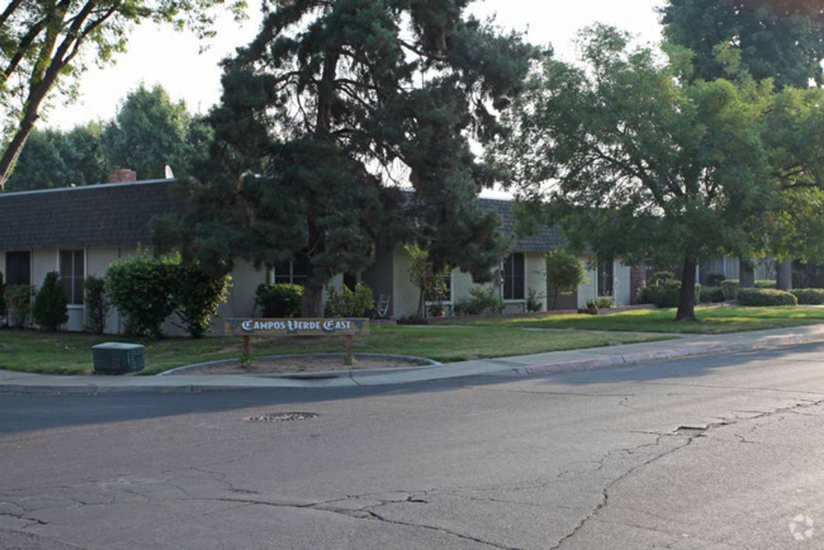 Apartment for rent at 601 W Granger Ave, Modesto, CA 95350