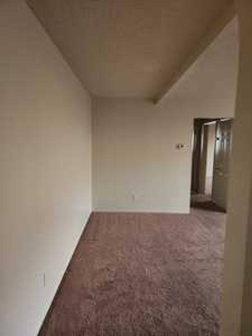 Apartment for rent at 1301-1309 Ensenada Dr, Modesto, CA 95355
