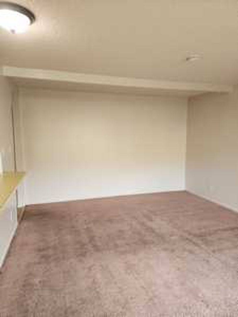 Apartment for rent at 1301-1309 Ensenada Dr, Modesto, CA 95355