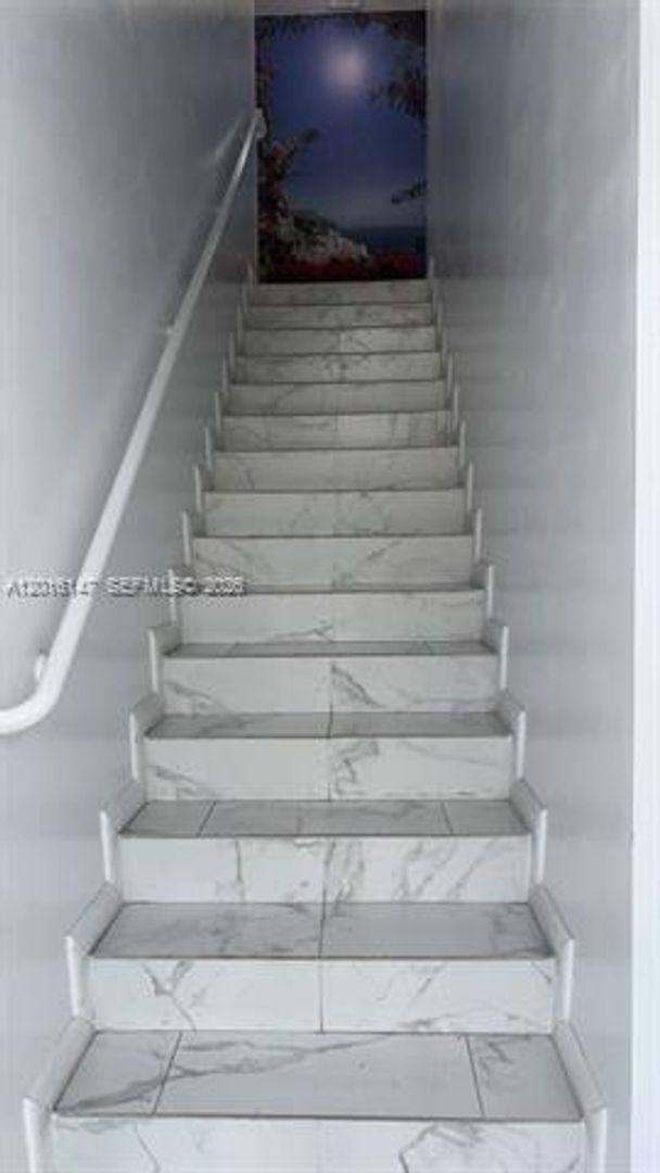 Apartment for rent at 3872 Grand Ave, Miami, FL 33133