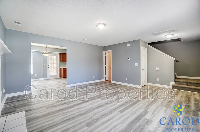 House for rent at 1015 Alston Hills Dr, Charlotte, NC 28214