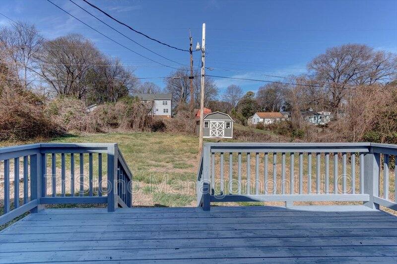 House for rent at 1242 Fordham Rd, Charlotte, NC 28208