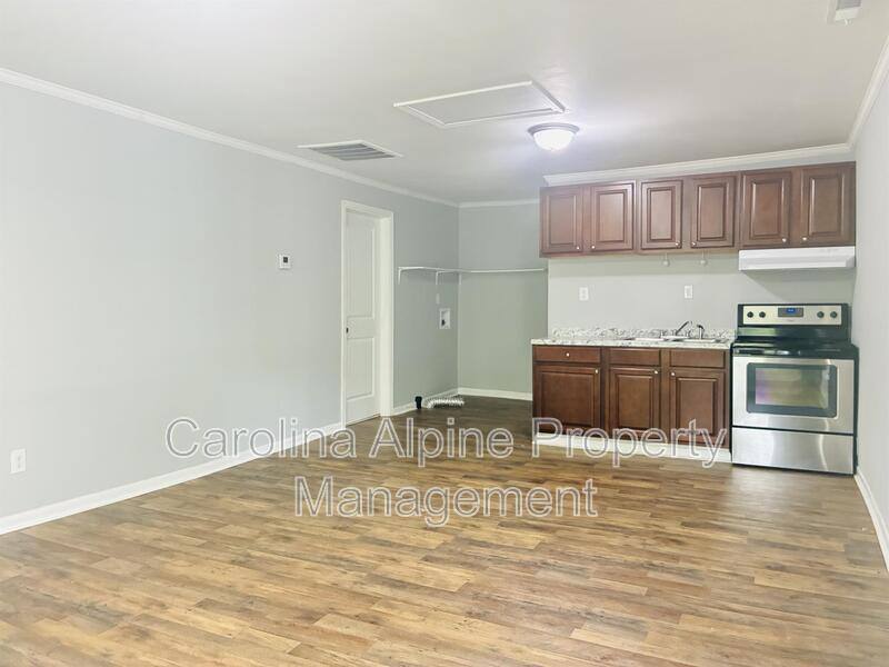 House for rent at 409 Orange St, Shelby, NC 28150
