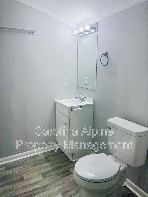 House for rent at 409 Orange St, Shelby, NC 28150
