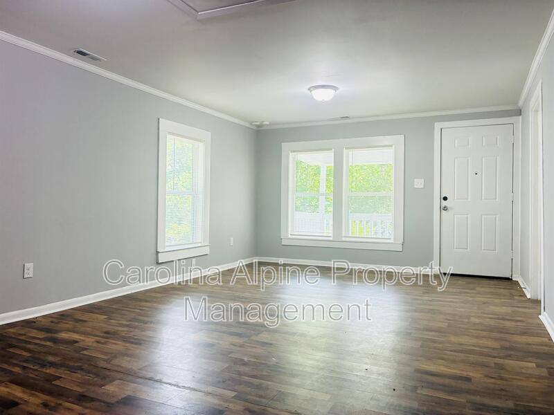 House for rent at 409 Orange St, Shelby, NC 28150