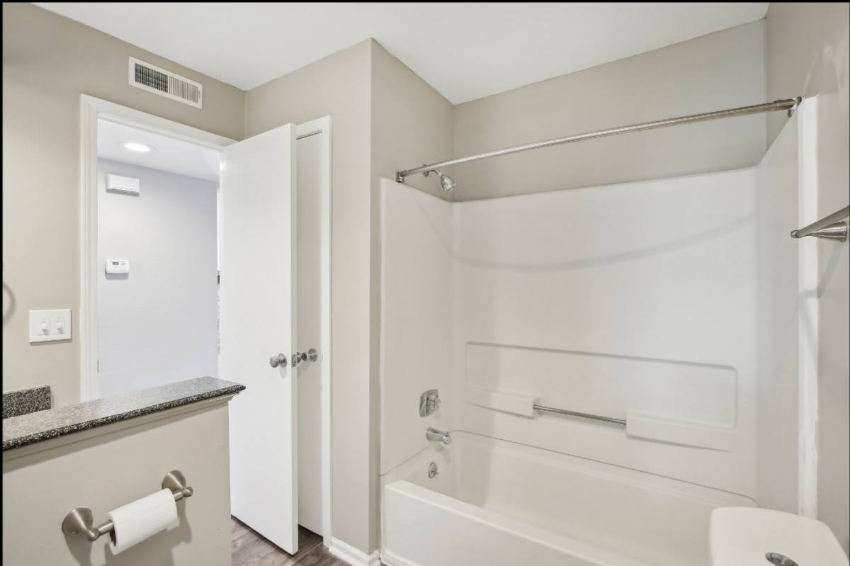 Apartment for rent at 5804 NE 41st St, Kansas City, MO 64117